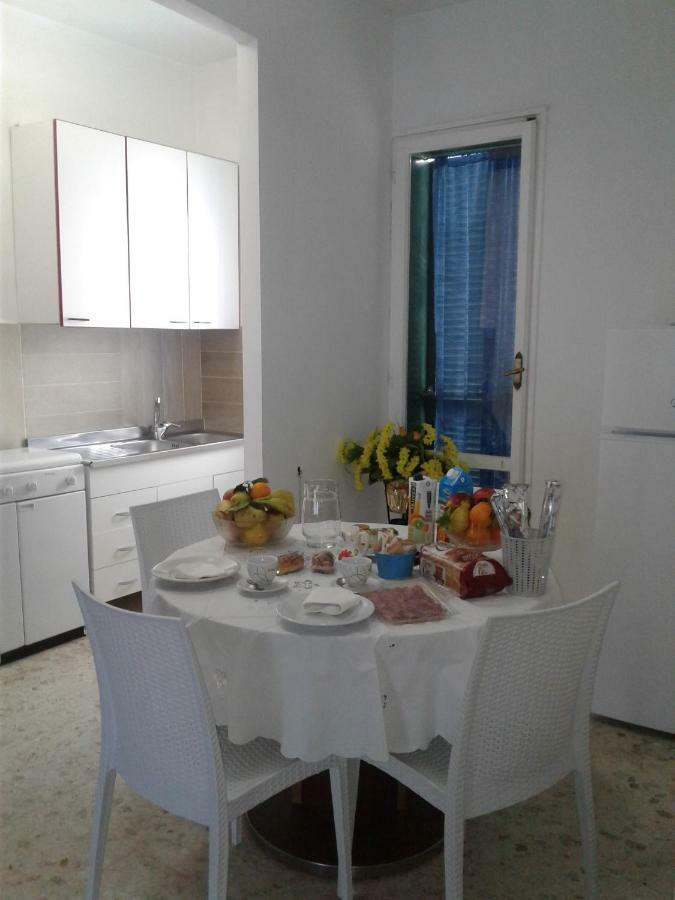 Borgo Antico Apartment Peschici Bagian luar foto